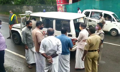 കണ്ടെയ്​ൻമെൻറ്​ സോണിൽ ഉപവാസത്തിന്​ ശ്രമിച്ച പഞ്ചായത്ത് മെംബർ അറസ്​റ്റിൽ