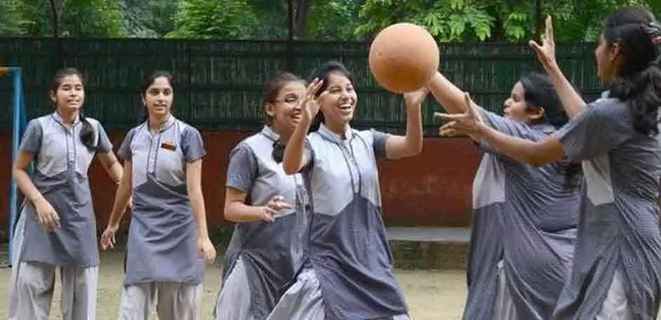 സ്കൂളുകൾ ഉടൻ തുറക്കില്ല; സീറോ അക്കാദമിക് ഇയർ ആക്കാൻ ആലോചന