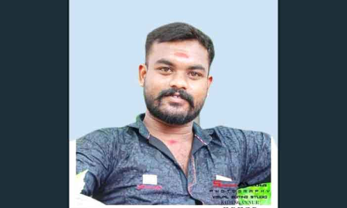 സൗ​ദി​യി​ൽ മലയാളി വാഹനത്തിൽ തൂങ്ങിമരിച്ച നിലയിൽ