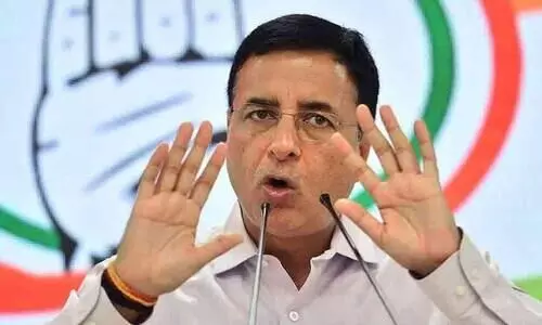 പിണറായി അഴിമതിയുടെ ക്യാപ്റ്റൻ –സുർജെവാല