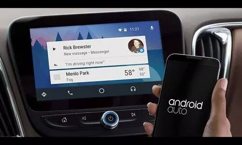 ആൻഡ്രോയ്ഡ് ഒാേട്ടാ പരിഷ്കരിക്കുമെന്ന് ഗൂഗിൾ; കലണ്ടർ ഉൾപ്പെടുത്താനും തീരുമാനം ആൻഡ്രോയ്ഡ് ഒാേട്ടാ പരിഷ്കരിക്കുമെന്ന് ഗൂഗിൾ; കലണ്ടർ ഉൾപ്പെടുത്താനും തീരുമാനം