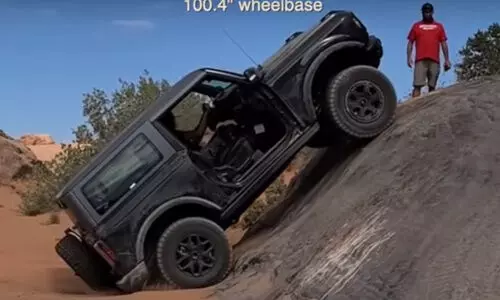 ബ്രോ​േങ്കായുടെ മലകയറ്റം കണ്ട്​ ഞെട്ടി ആരാധകർ