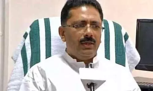 കോൺസുലേറ്റ്​ വഴി മതഗ്രന്ഥം: കുരുക്കുമുറുക്കി കസ്​റ്റംസ്