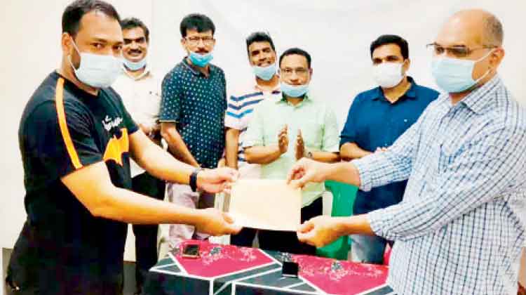 ഡയാലിസിസ് മെഷീൻ പദ്ധതി ഫണ്ട് കൈമാറി ഡയാലിസിസ് മെഷീൻ പദ്ധതി ഫണ്ട് കൈമാറി