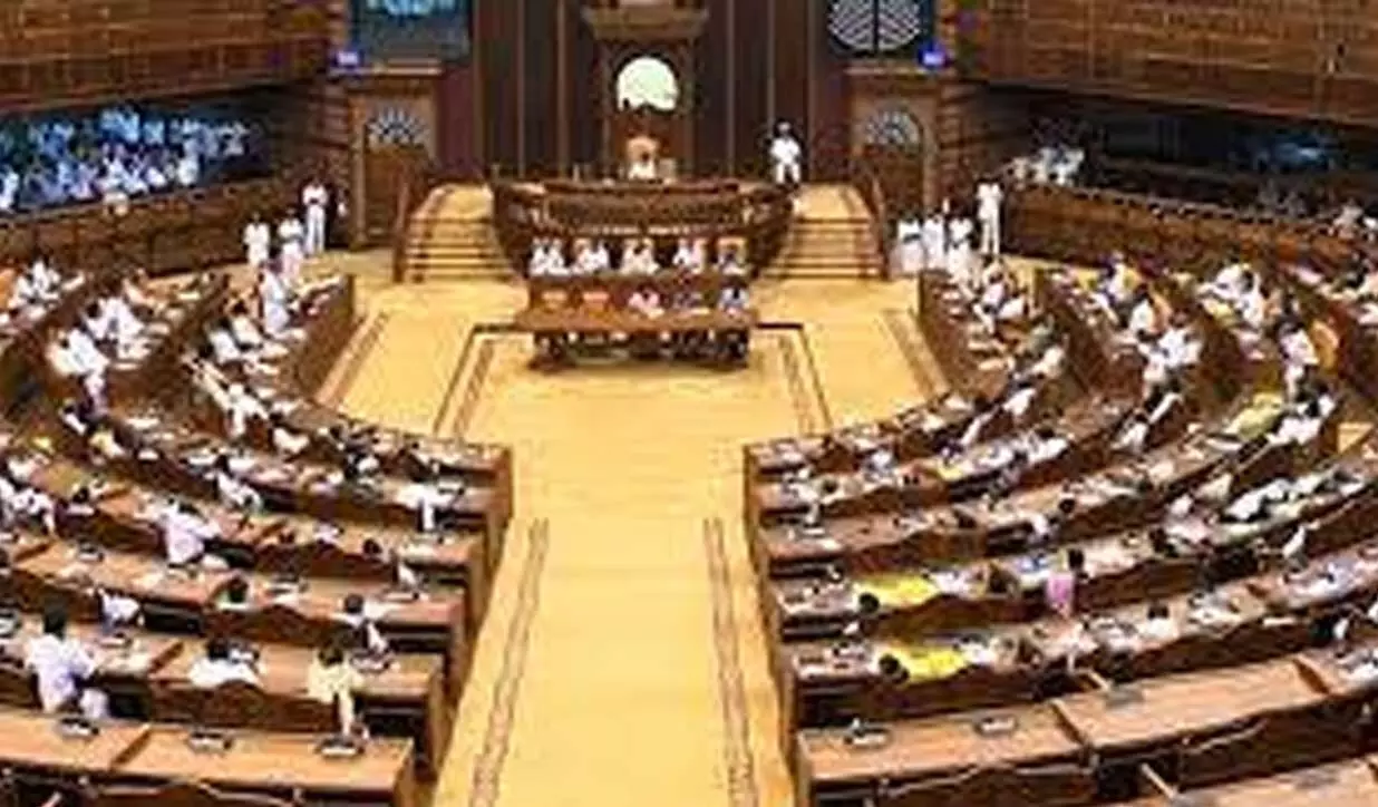 സഭാ സമ്മേളനത്തിന്​ ഒരുക്കങ്ങൾ; എല്ലാ എം.എൽ.എമാർക്കും കോവിഡ്​ പരിശോധന