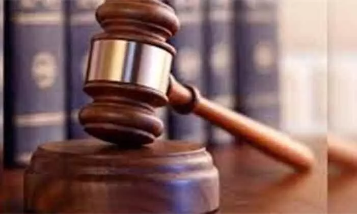 ഹരിഹര വർമ വധം; നാല് പ്രതികളുടെ ഇരട്ട ജീവപര്യന്തം ഹൈകോടതി ശരിവെച്ചു ഹരിഹര വർമ വധം; നാല് പ്രതികളുടെ ഇരട്ട ജീവപര്യന്തം ഹൈകോടതി ശരിവെച്ചു