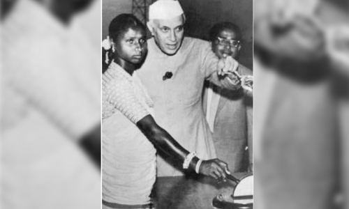 പരിസ്ഥിതിയെക്കുറിച്ച് പറയാതെ ഇനി വികസനമെന്ന് ഉരിയാടരുത് പരിസ്ഥിതിയെക്കുറിച്ച് പറയാതെ ഇനി വികസനമെന്ന് ഉരിയാടരുത്