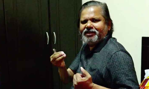 ക​ണ്ണു​ള്ള​വ​ർ കാ​ണ​ണം,   കാ​ഴ്​​ച​യി​ല്ലാ​ത്ത മോ​ഹ​ൻ​ദാ​സി​നെ