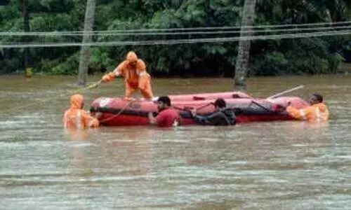 ഒഴുക്കിൽപെട്ട ആൾ പുഴയിലെ തുരുത്തിൽ മയങ്ങിയ നിലയിൽ