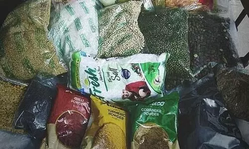 സൗജന്യ ഒാണക്കിറ്റ്​ വിതരണം തുടങ്ങി; ആദ്യം അന്ത്യോദയ കാർഡുടമകൾക്ക്​