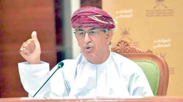 കോവിഡ്​ വാക്​സിൻ: ഉൽ​പാദകരുമായി ഒമാൻ നിരന്തര ബന്ധം പുലർത്തിവരുന്നു –ആരോഗ്യമന്ത്രി