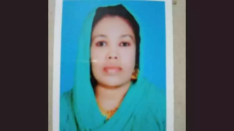 മുൻ പ്രവാസിയായ യുവതി അർബുദ ചികിത്സക്ക് സഹായം തേടുന്നു മുൻ പ്രവാസിയായ യുവതി അർബുദ ചികിത്സക്ക് സഹായം തേടുന്നു