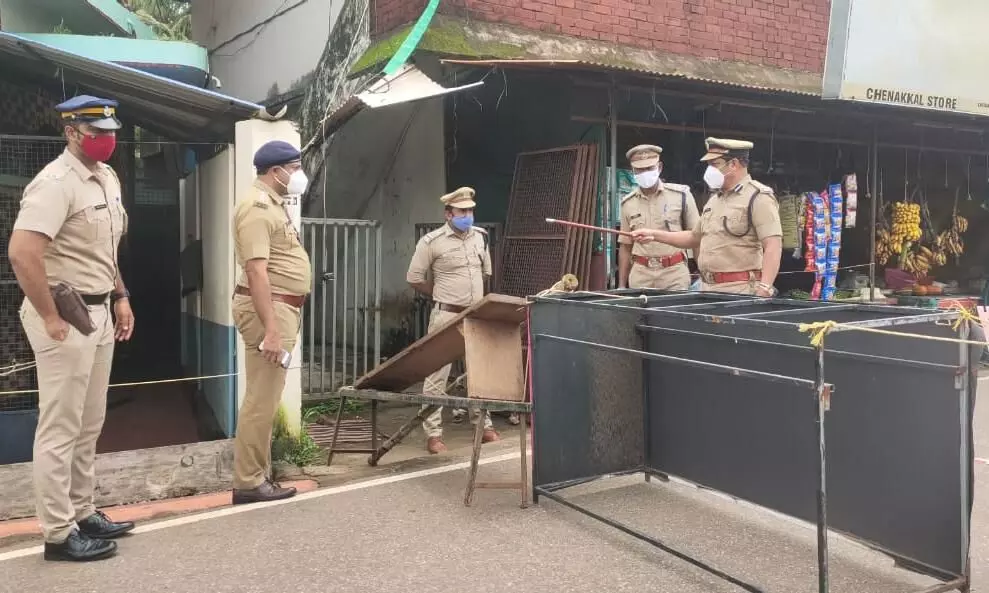 കോട്ടക്കലിൽ നഗരസഭ ചെയർമാനും കോവിഡ്; സമ്പർക്ക ബാധിതരുടെ എണ്ണം കൂടുന്നു കോട്ടക്കലിൽ നഗരസഭ ചെയർമാനും കോവിഡ്; സമ്പർക്ക ബാധിതരുടെ എണ്ണം കൂടുന്നു