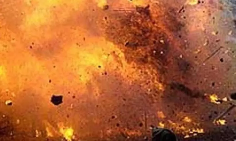 കാണ്ഡഹാറിലെ കുഴിബോംബ് സ്ഫോടനത്തില് നാലു മരണം കാണ്ഡഹാറിലെ കുഴിബോംബ് സ്ഫോടനത്തില് നാലു മരണം