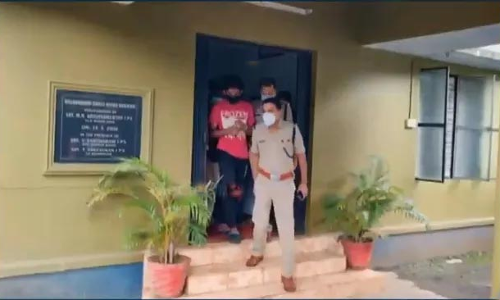 സഹോദരിയെ വിഷം കൊടുത്തുകൊന്ന കേസിൽ ആൽബിനെ വീട്ടിൽ തെളിവെടുപ്പിനെത്തിച്ചു