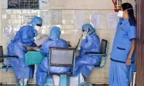 സാമ്പിൾ ശേഖരണത്തിന്​ നഴ്​സുമാരും