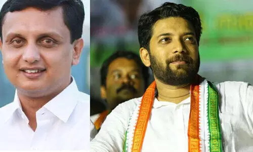 ജനപ്രതിനിധികൾ സ്വന്തം മുഖത്തേക്ക് കാർക്കിച്ച് തുപ്പണമെന്ന് റിയാസ്​ ഇന്നും പറയുമോ ? -ഷാഫി പറമ്പിൽ