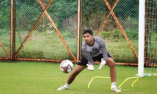 ഷായെൻ റോയി ഗോകുലത്തിൽ