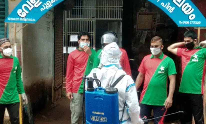 എസ്.ഡി.പി.െഎക്കാരുടെ ഒാഫിസ് ശുചീകരണ വിവാദം: വേളം ഗ്രാമപഞ്ചായത്ത് പ്രസിഡൻറ് അവധിയിൽ