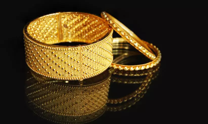 സ്വർണലേ​ലത്തിൽ ക്രമക്കേട്: ജീവനക്കാരിൽ നിന്ന്​ ​68.32 ലക്ഷം ഈടാക്ക​​ും