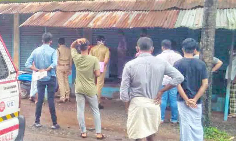 ചാ​ലി​പ​റ​മ്പി​ലെ കടകളിൽ കവർച്ച