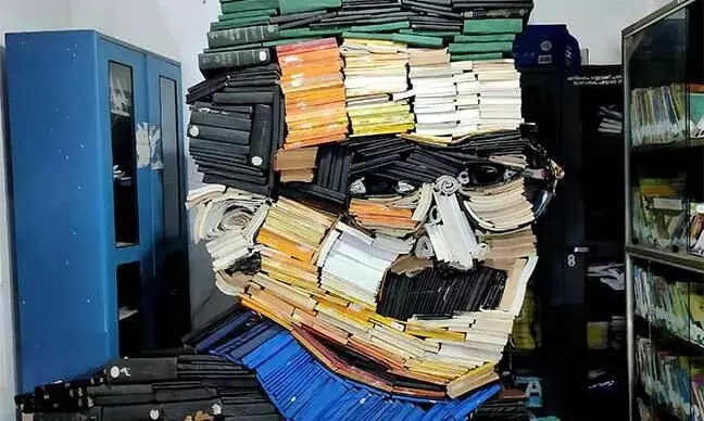 സ്വാതന്ത്ര്യദിനത്തിൽ അബ്ദുറഹ്മാന്‍ സാഹിബിന് പുസ്തകത്താളുകൾ കൊണ്ട് ആദരം