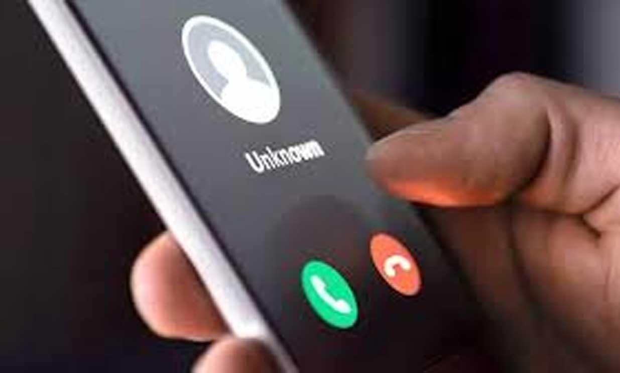 ഫോൺരേഖ ശേഖരണം; സ്വകാര്യതയിലുള്ള ഇടപെടലല്ല –പൊലീസ് ഫോൺരേഖ ശേഖരണം; സ്വകാര്യതയിലുള്ള ഇടപെടലല്ല –പൊലീസ്