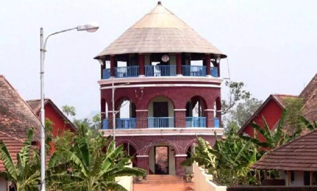 63 തടവുകാർക്കുകൂടി കോവിഡ്; ജയിൽ ആസ്ഥാനം അടച്ചു 63 തടവുകാർക്കുകൂടി കോവിഡ്; ജയിൽ ആസ്ഥാനം അടച്ചു