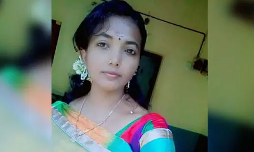 യുവതിയുടെ ഇടപെടലിൽ ഒഴിവായത് വൻ ദുരന്തം