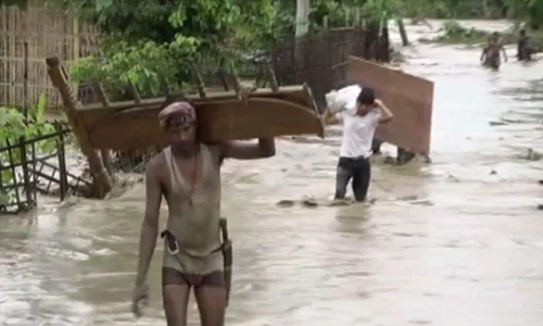 അസമിലെ പ്രളയവും മണ്ണിടിച്ചിലും: മരണം 138 ആയി