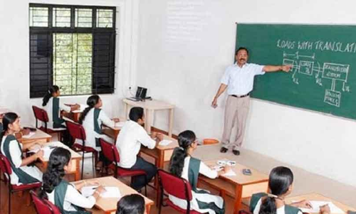 കോവിഡ് ഡ്യൂട്ടി: പരാതിക്കെട്ടഴിച്ച് അധ്യാപകർ