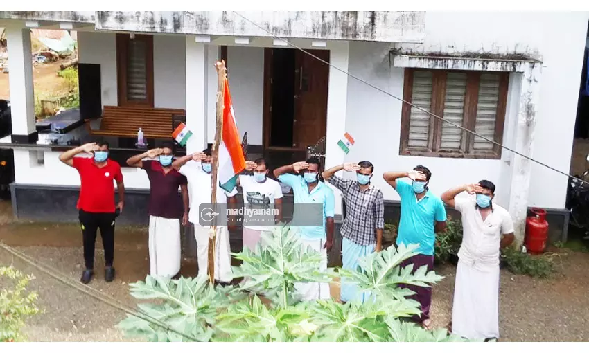 കരിപ്പൂർ വിമാന അപകട രക്ഷാപ്രവർത്തകർ ക്വാറന്‍റീൻ കേന്ദ്രത്തിൽ