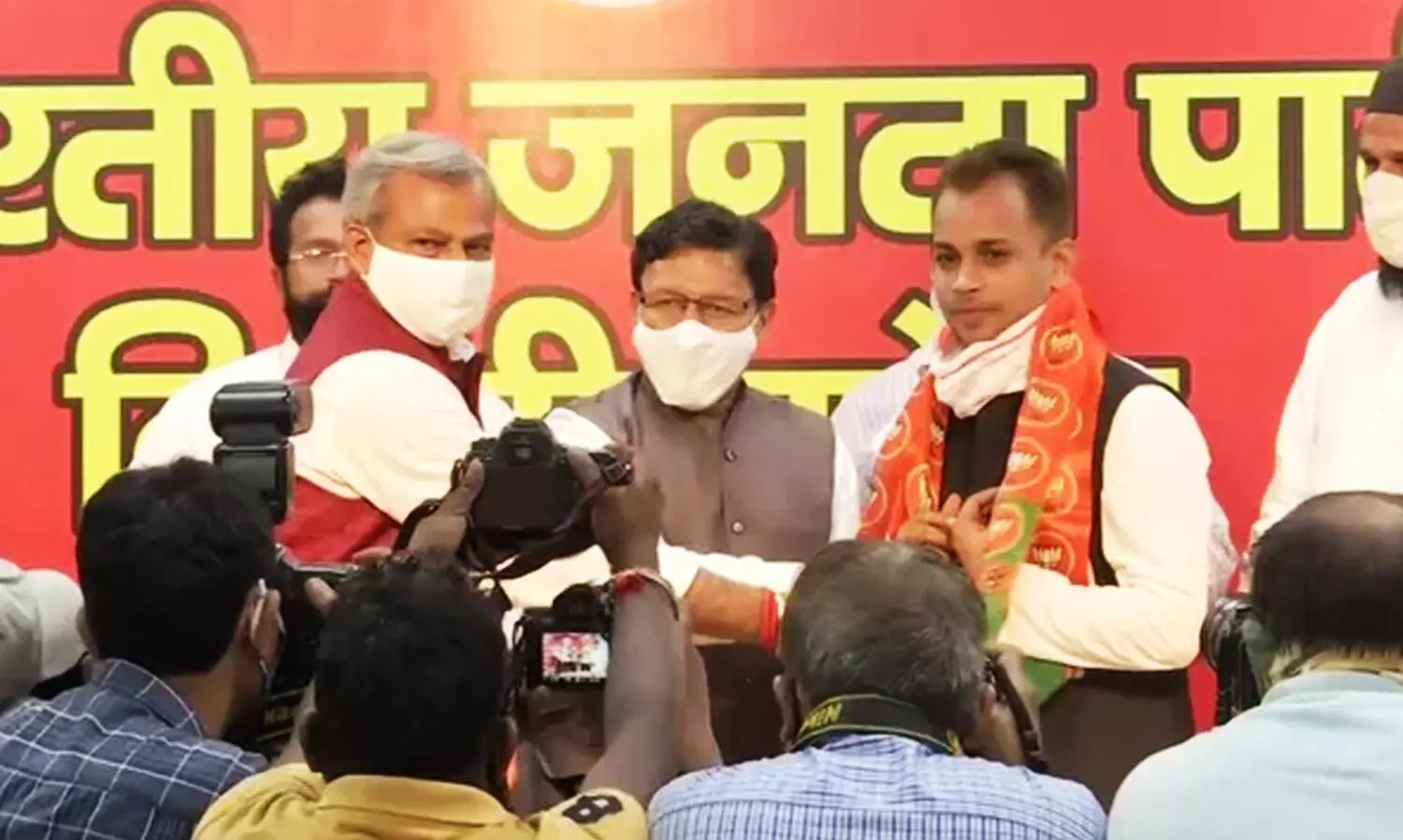 പാര്‍ട്ടിയില്‍ ചേര്‍ന്ന വ്യാപാരിയെ ശാഹീന്‍ ബാഗ് ആക്​ടിവിസ്​റ്റാക്കി ബി.ജെ.പി