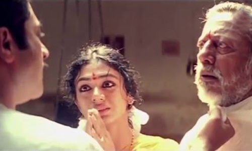 ദളപതിയുടെ സെറ്റിൽ പൊട്ടിക്കരഞ്ഞ്​ ശോഭന;  ഇത്​ ചെറിയ കാര്യമ​െല്ല എന്ന്​ ആശ്വസിപ്പിച്ച്​ മമ്മുക്ക