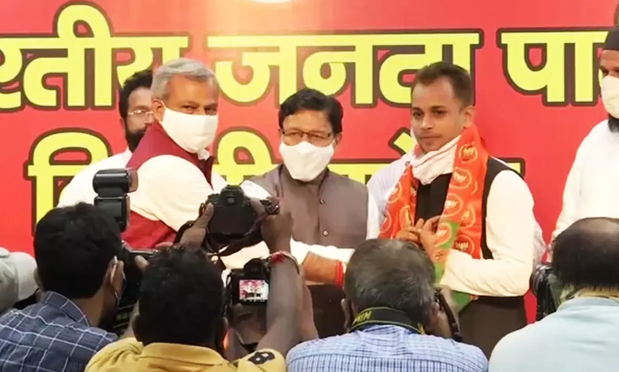 പാര്ട്ടിയില് ചേര്ന്ന വ്യാപാരിയെ ശാഹീന് ബാഗ് ആക്ടിവിസ്റ്റാക്കി ബി.ജെ.പി പാര്ട്ടിയില് ചേര്ന്ന വ്യാപാരിയെ ശാഹീന് ബാഗ് ആക്ടിവിസ്റ്റാക്കി ബി.ജെ.പി