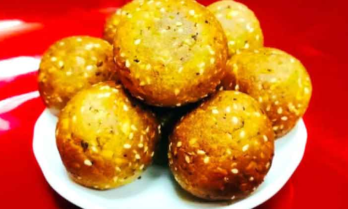 സ്വീറ്റ്​ ബ്രഡ്​ ബാൾ!