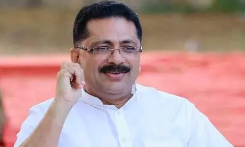 അടുത്തറിഞ്ഞ ആളെന്നനിലയിൽ മഅ്ദനിയുടെ നിരപരാധിത്വത്തെക്കുറിച്ച് നല്ല ബോധ്യമുണ്ട് -കെ.ടി. ജലീല് അടുത്തറിഞ്ഞ ആളെന്നനിലയിൽ മഅ്ദനിയുടെ നിരപരാധിത്വത്തെക്കുറിച്ച് നല്ല ബോധ്യമുണ്ട് -കെ.ടി. ജലീല്