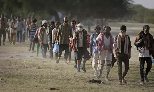 സമ്പദ്​വ്യവസ്​ഥ തകർച്ചയിൽ; 40 കോടി തൊഴിലാളികൾ പട്ടിണിയിലേക്ക്​​