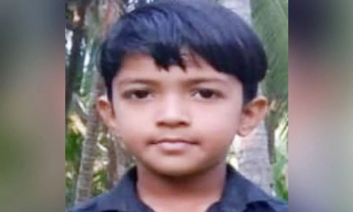 കാരുണ്യത്തി​െൻറ കുടുക്കയുമായി ആദിത്യൻ