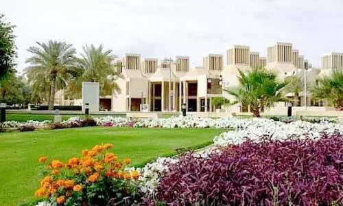 ഖത്തർ യൂനിവേഴ്സിറ്റി 2020 സെമസ്​റ്റർ ഒാൺലൈനിൽ തുടങ്ങി