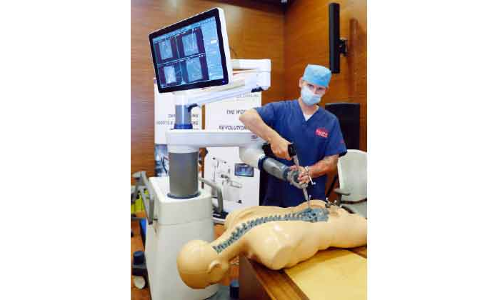 മിഡിൽ ഈസ്​റ്റിലെ ആദ്യ ഇ-ജി.പി.എസ് റോബോട്ട് സംവിധാനവുമായി വി.പി.എസ്​- ബുർജീൽ ആശുപത്രി