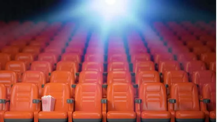 അബൂദബിയിലെ തിയറ്ററുകൾ തുറക്കാൻ ഒരുങ്ങുന്നു അബൂദബിയിലെ തിയറ്ററുകൾ തുറക്കാൻ ഒരുങ്ങുന്നു