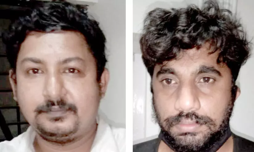 10 ലക്ഷത്തിെൻറ പുകയില ഉൽപന്നം പിടികൂടി 10 ലക്ഷത്തിെൻറ പുകയില ഉൽപന്നം പിടികൂടി