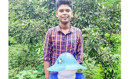 മോളേക്കുടി വീട്ടിലുണ്ട്​ ഒരു ആൻഡ്രോയിഡ്​ കുഞ്ഞപ്പൻ