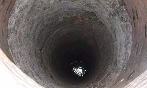 വീട്ടുമുറ്റത്ത്​ സൈക്കിൾ ഓടിക്കുന്നതിനിടെ ഒന്നര വയസുകാരൻ കിണറ്റിൽ വീണ്​ മരിച്ചു