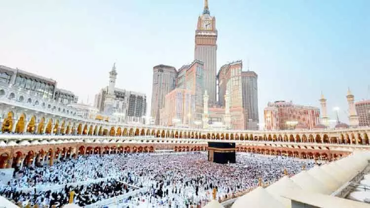 ഇരുഹറം കാര്യാലയത്തിലെ ഉന്നത പദവികളിൽ 10 വനിതകളെ നിയമിച്ചു