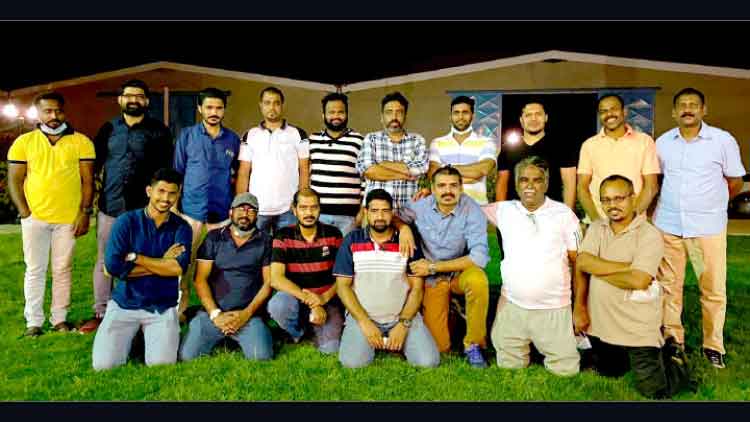 മൂന്നു മാസത്തിനിടെ 200ഓളം മൃതദേഹങ്ങളുടെ അന്ത്യകർമങ്ങൾ പൂർത്തീകരിച്ച് കെ.എം.സി.സി മൂന്നു മാസത്തിനിടെ 200ഓളം മൃതദേഹങ്ങളുടെ അന്ത്യകർമങ്ങൾ പൂർത്തീകരിച്ച് കെ.എം.സി.സി