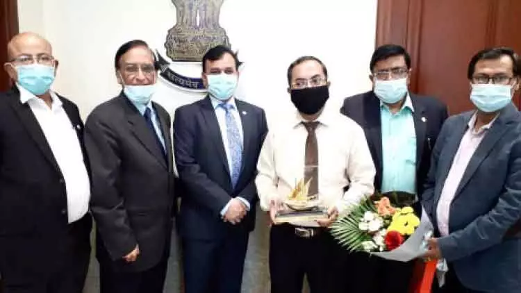 പി.കെ. ചൗധരിക്ക് െഎ.സി.ആർ.എഫ് യാത്രയയപ്പ് നൽകി പി.കെ. ചൗധരിക്ക് െഎ.സി.ആർ.എഫ് യാത്രയയപ്പ് നൽകി