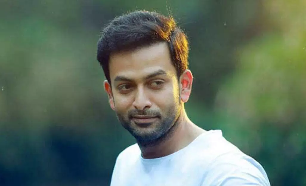 പുതിയ ഥാർ ഒാടിച്ചെന്ന് നടൻ പൃഥ്വിരാജ്; വിലയിടുേമ്പാൾ ശ്രദ്ധിക്കണമെന്നും നിർദേശം പുതിയ ഥാർ ഒാടിച്ചെന്ന് നടൻ പൃഥ്വിരാജ്; വിലയിടുേമ്പാൾ ശ്രദ്ധിക്കണമെന്നും നിർദേശം