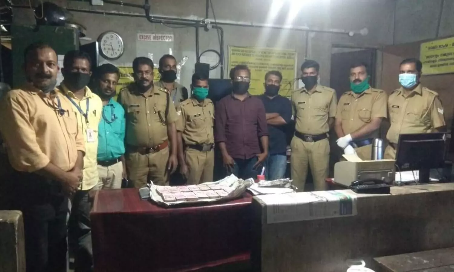 മുത്തങ്ങയിൽ 28 ലക്ഷം രൂപയുടെ കുഴൽപ്പണം പിടികൂടി; രണ്ടുപേർ കസ്​റ്റഡിയിൽ